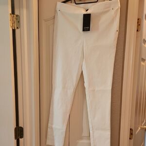 Jones New York Crisp Cream Trousers